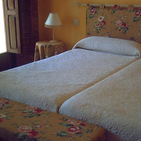 Πανσιόν Balneario Almeida Dama 3*