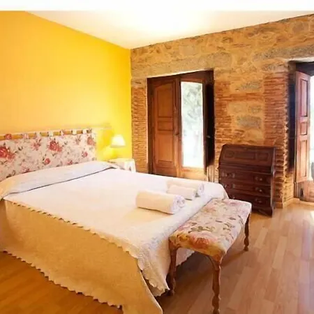 Balneario Almeida Dama Πανσιόν 3*